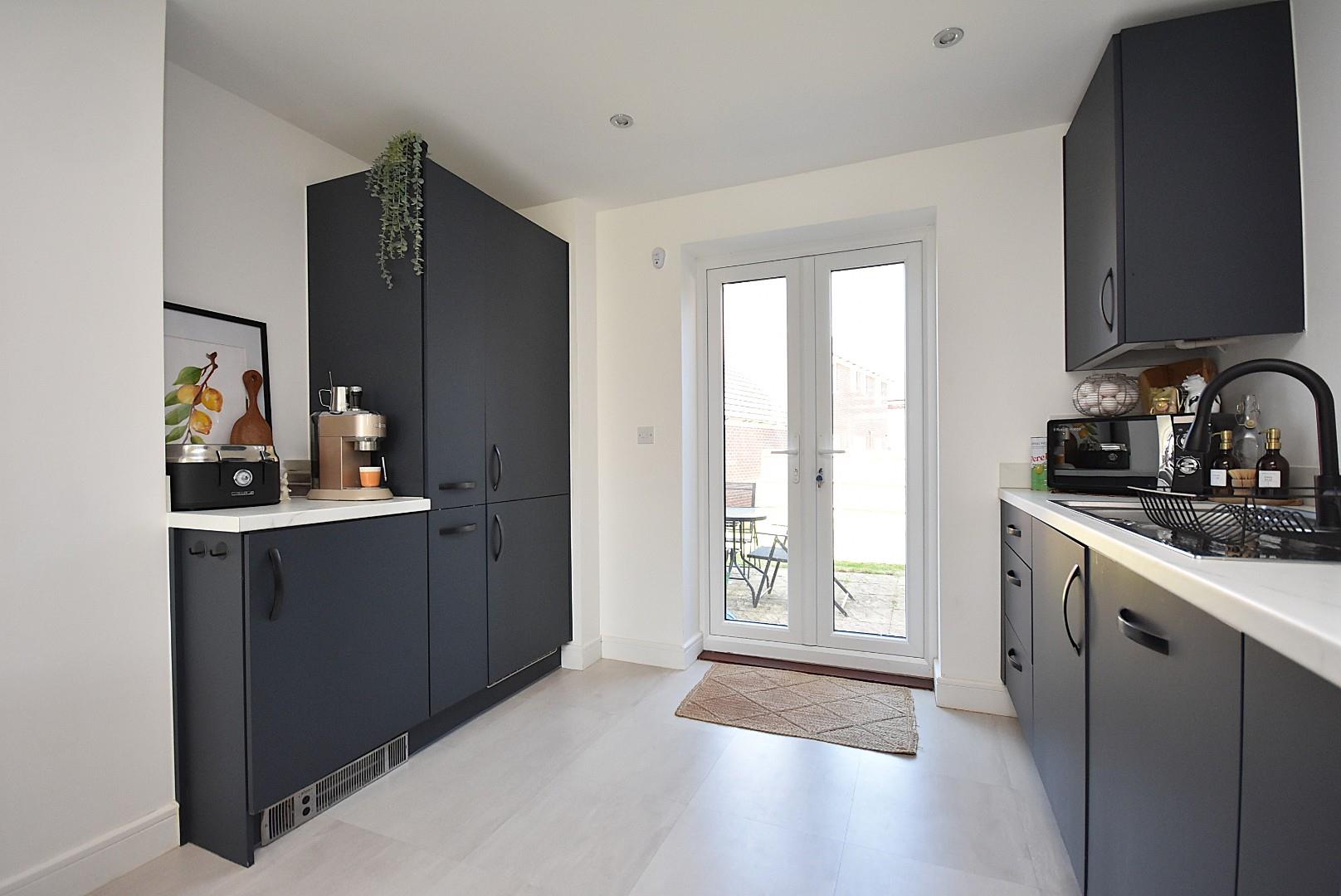 22 Melrose Walk, Sully, CF64 5WD